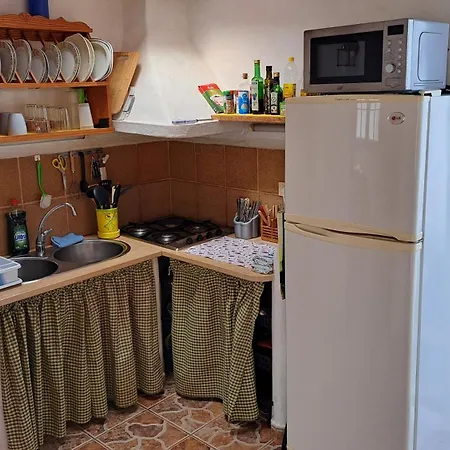 Inviting 1-bedroom House 'esquina' Vistamar Салобре